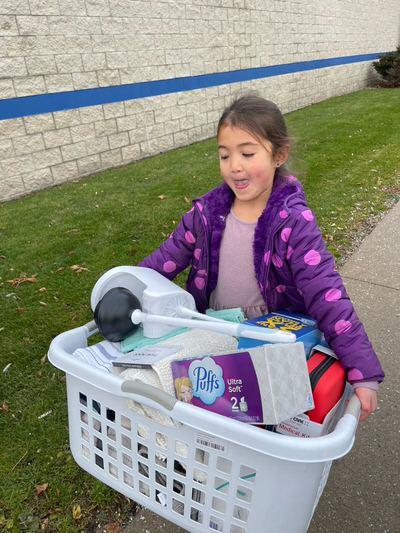 goodwill-home-welcome-baskets-(3).jpg