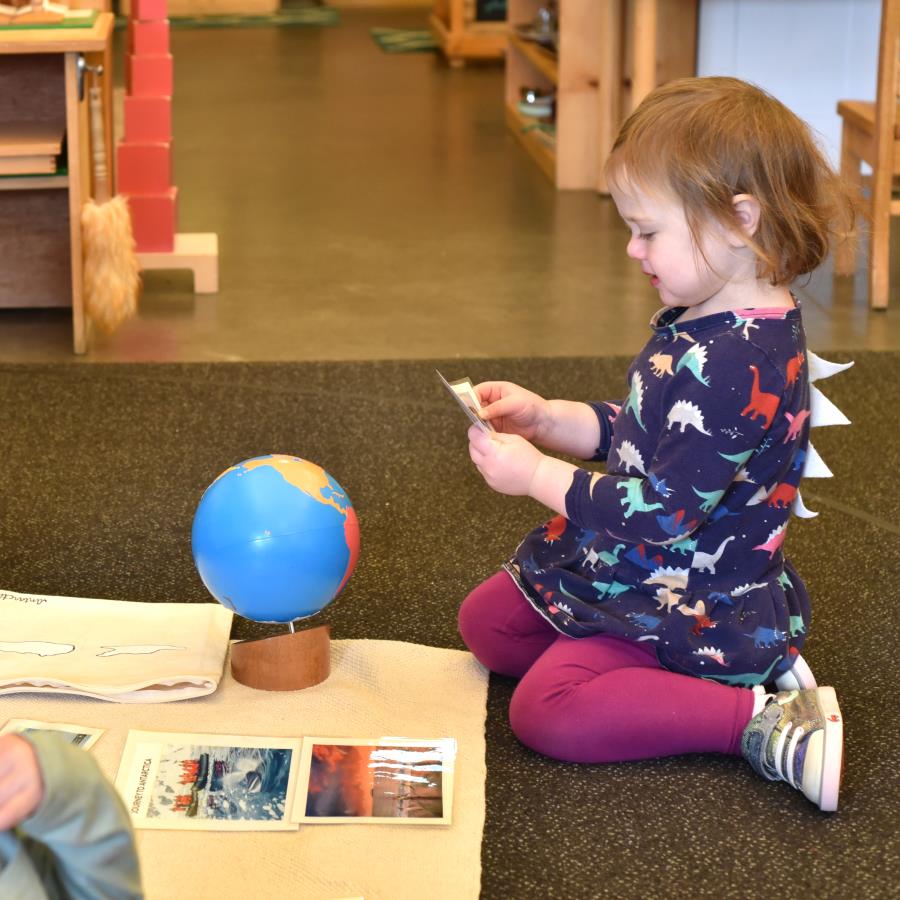 Parallel Play: Definition, Benefits & Activities to Support It — The Montessori-Minded Mom