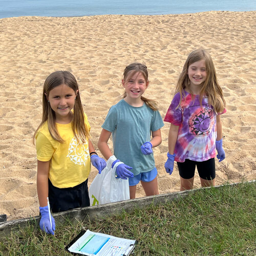 beach_clean_up_2022.jpg beach_clean_up_2022.jpg
