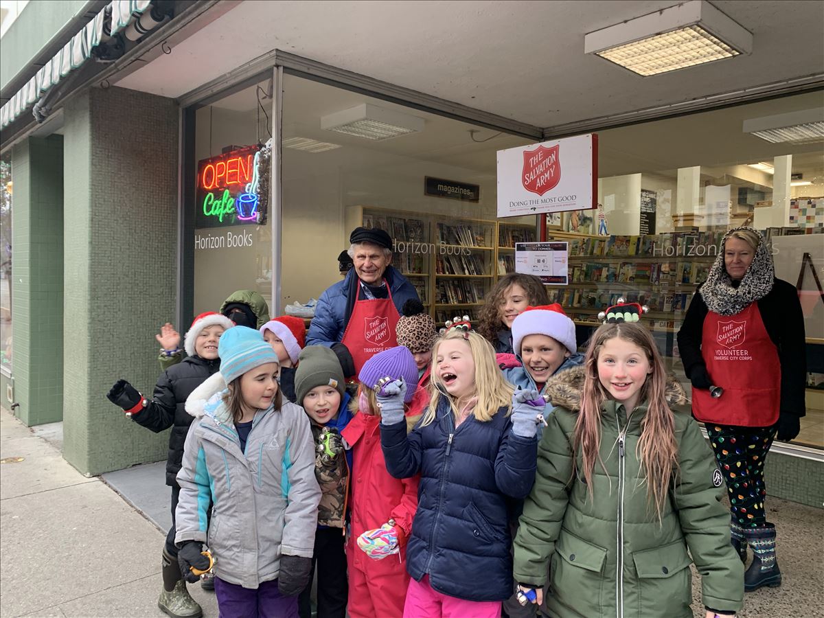 bell_ringing_salvation_army.jpg